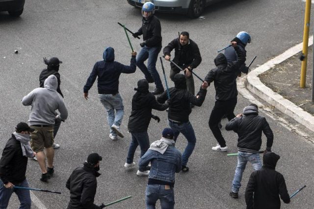 ultras napoletani