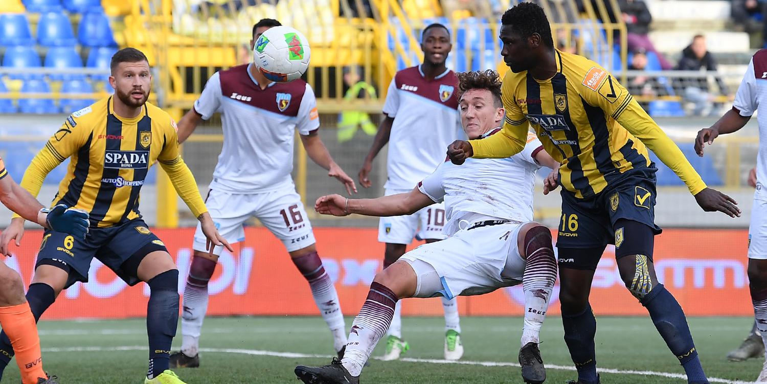 salernitana e juve stabia una rivalita centenaria dall inaugurazione di piazza d armi alla finale del san paolo salernitana live