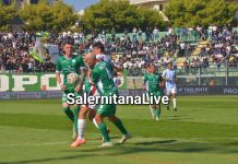 Monopoli Salernitana domenica 12.10.2025 la curva di casa canta: “onoriamo il Siberiano”