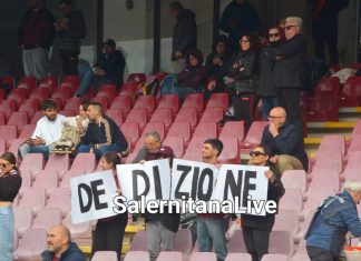 Salernitana Catania la curva sud Siberiano saluta Giovanni Pisani all’Arechi